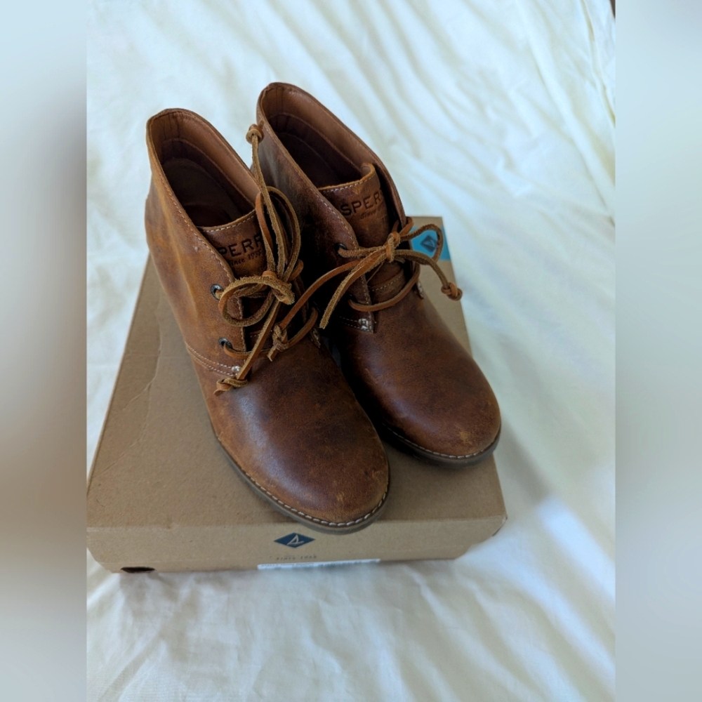 Sperry Brown Leather Ankle Boots